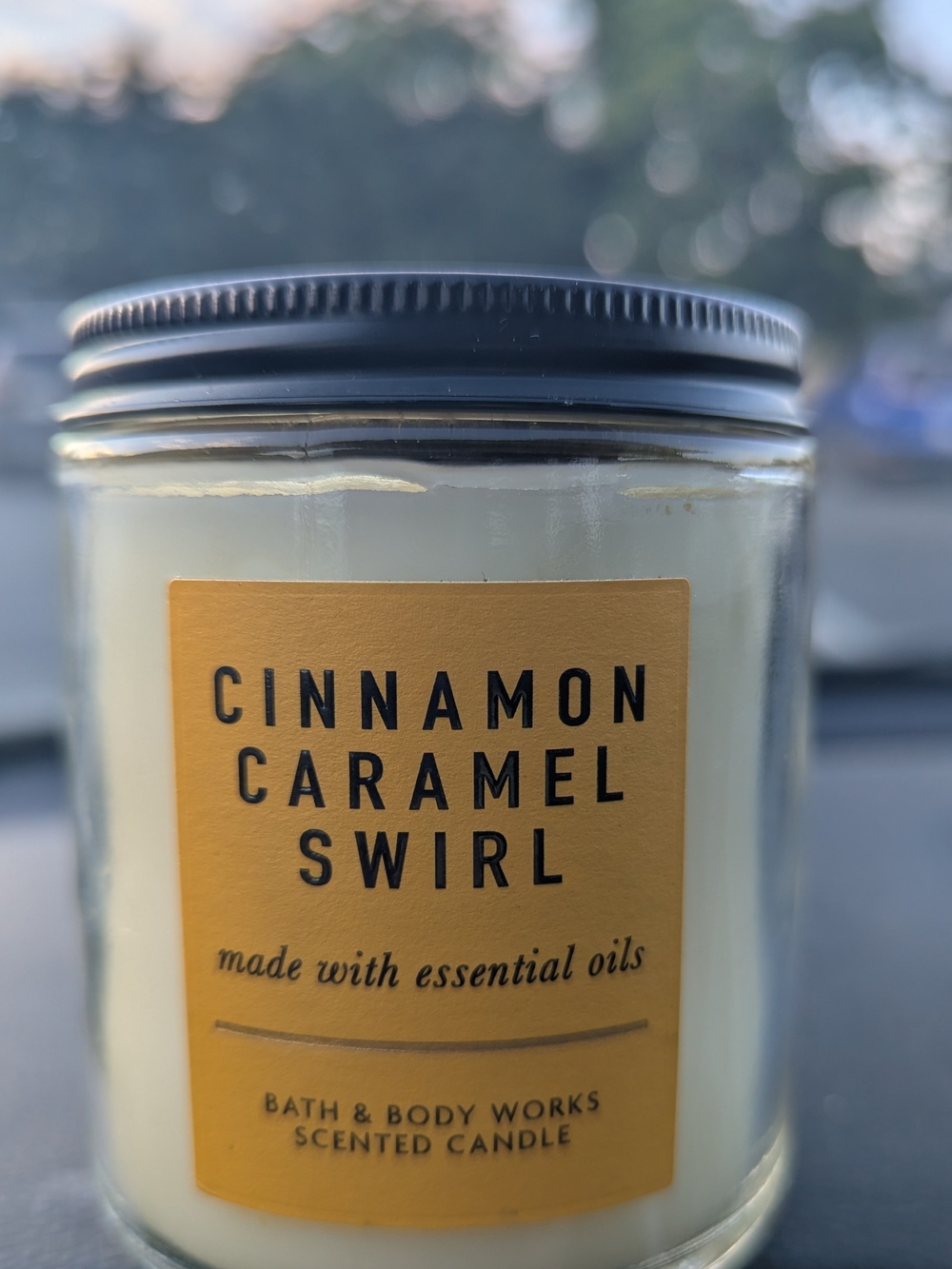 Bath & Body Works Cinnamon Caramel Swirl Candle - Yellow Label, Black Lid